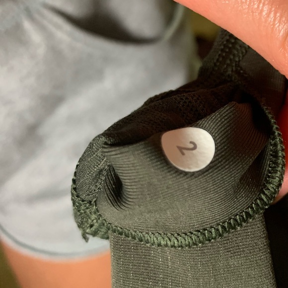 Grey/Green Lululemon Tank - Picture 5 of 5